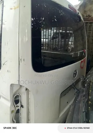 Toyota HiAce 2012 White