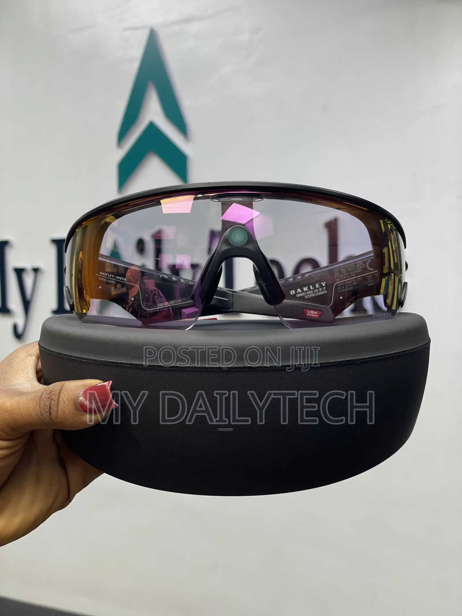 Vanguard Meta Oakley Glass