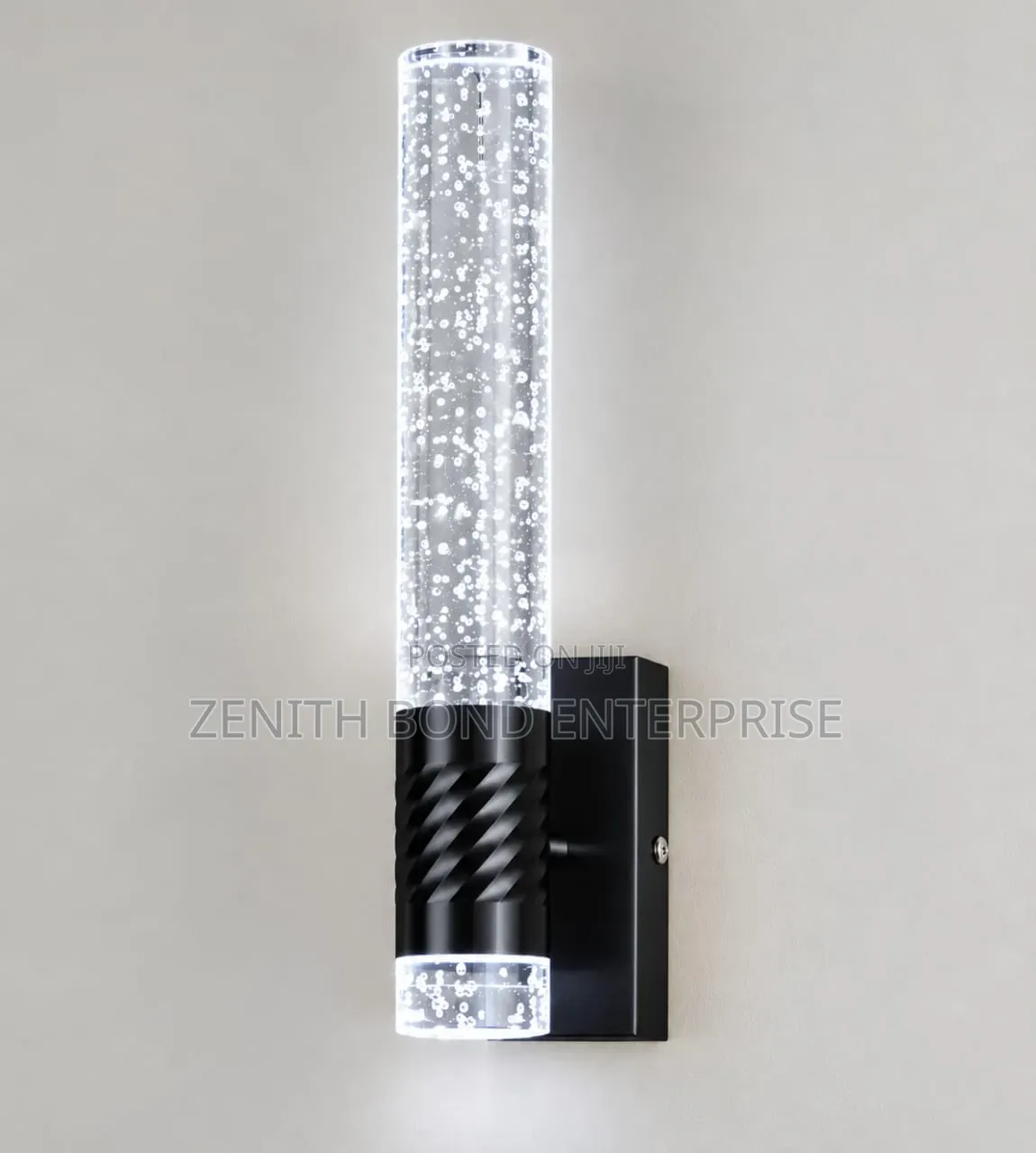 Single Linear Water Crystal Wall Lamp
