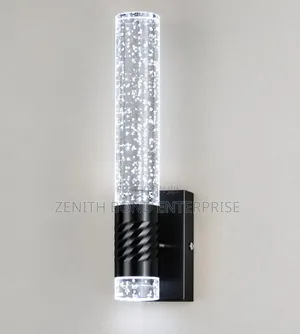Single Linear Water Crystal Wall Lamp