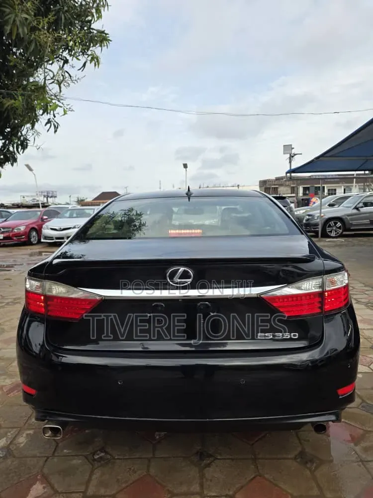Lexus ES 2015 Black