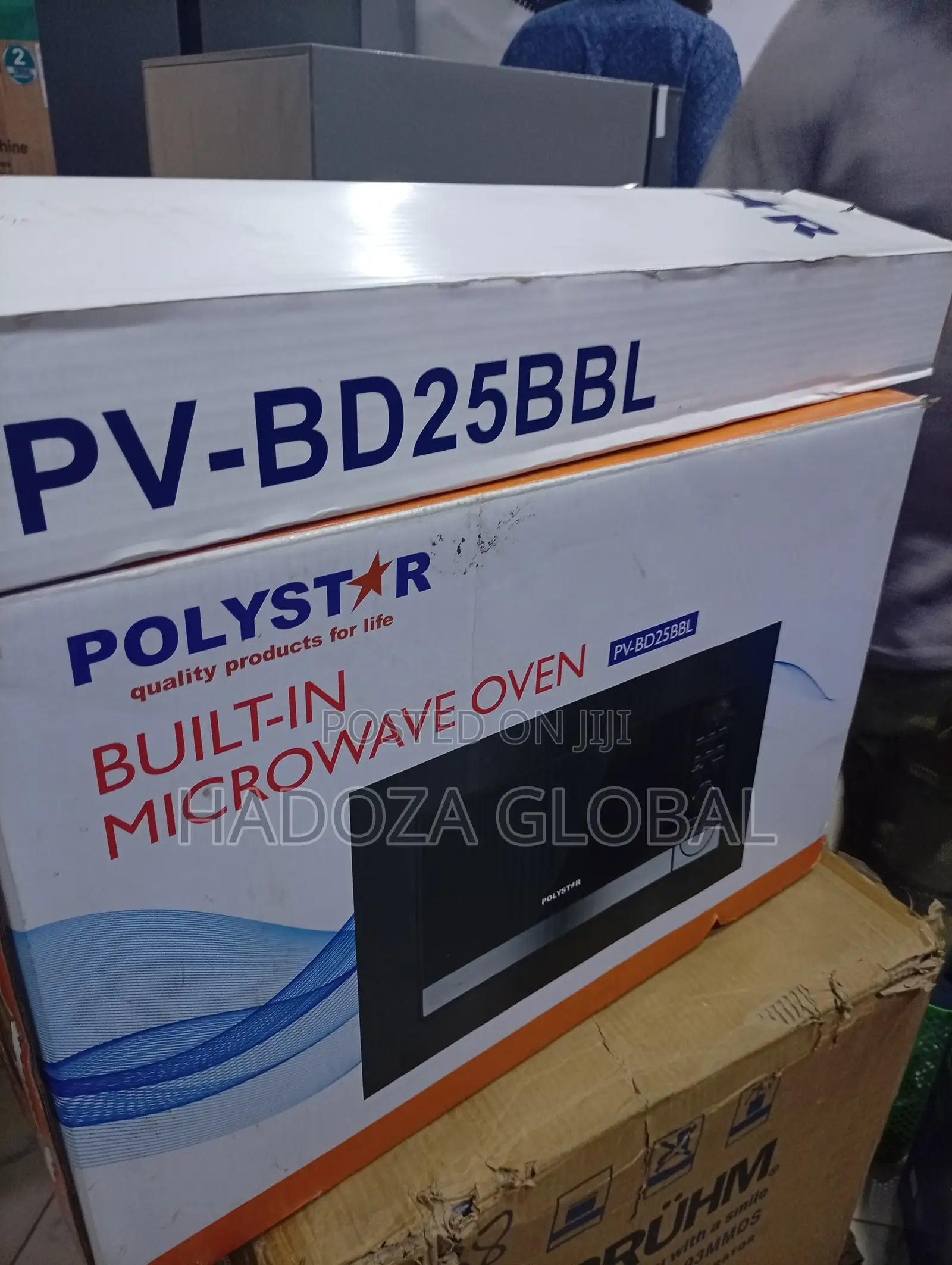 The Family-Sized Solution: Polystar 25L Microwave Oven