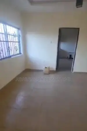 3bdrm Bungalow in Cedars Street, Akobo for rent