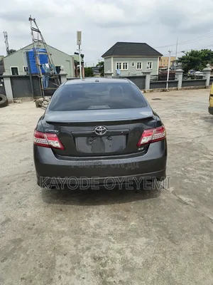 Toyota Camry 2010 Gray