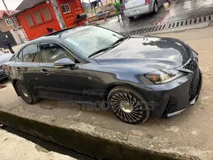 Lexus IS 2011 Gray