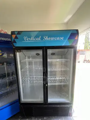 Double Door Vertical Showcase Chiller