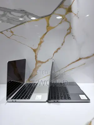 Laptop Apple MacBook Air 2018 8GB Intel Core i5 SSD 128GB