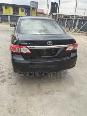 Toyota Corolla 2013 Black