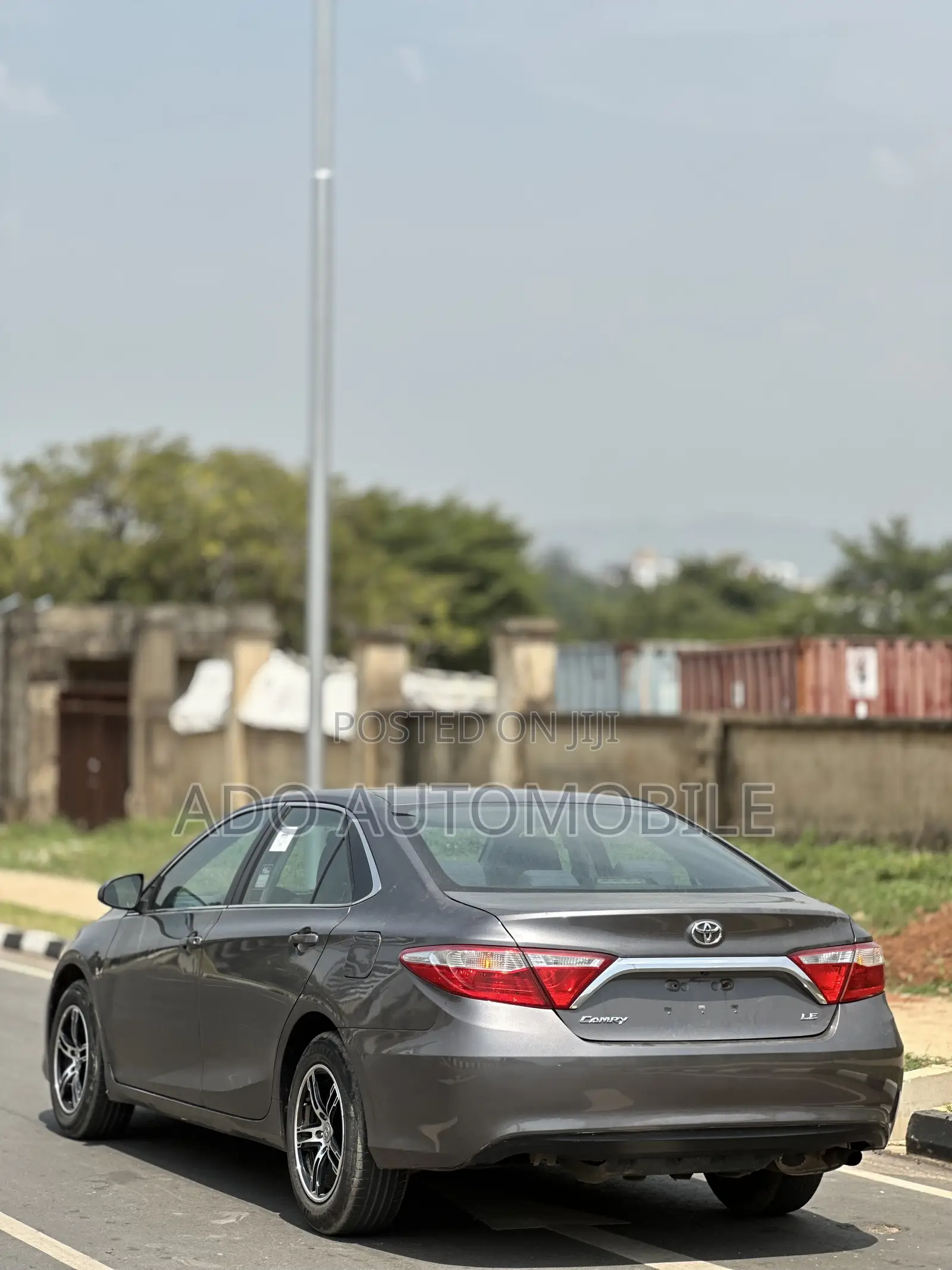 Toyota Camry 2016 Gray