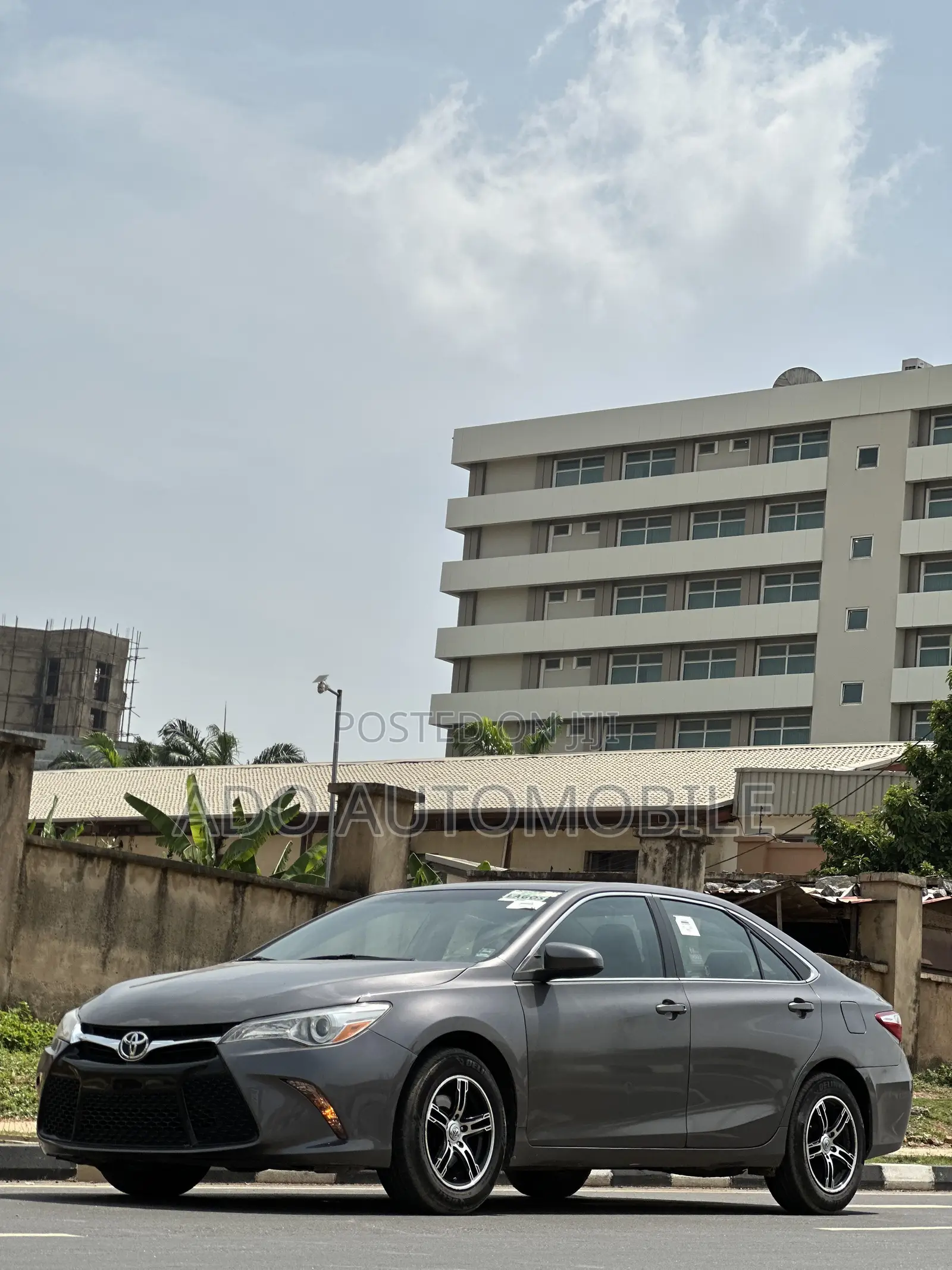 Toyota Camry 2016 Gray