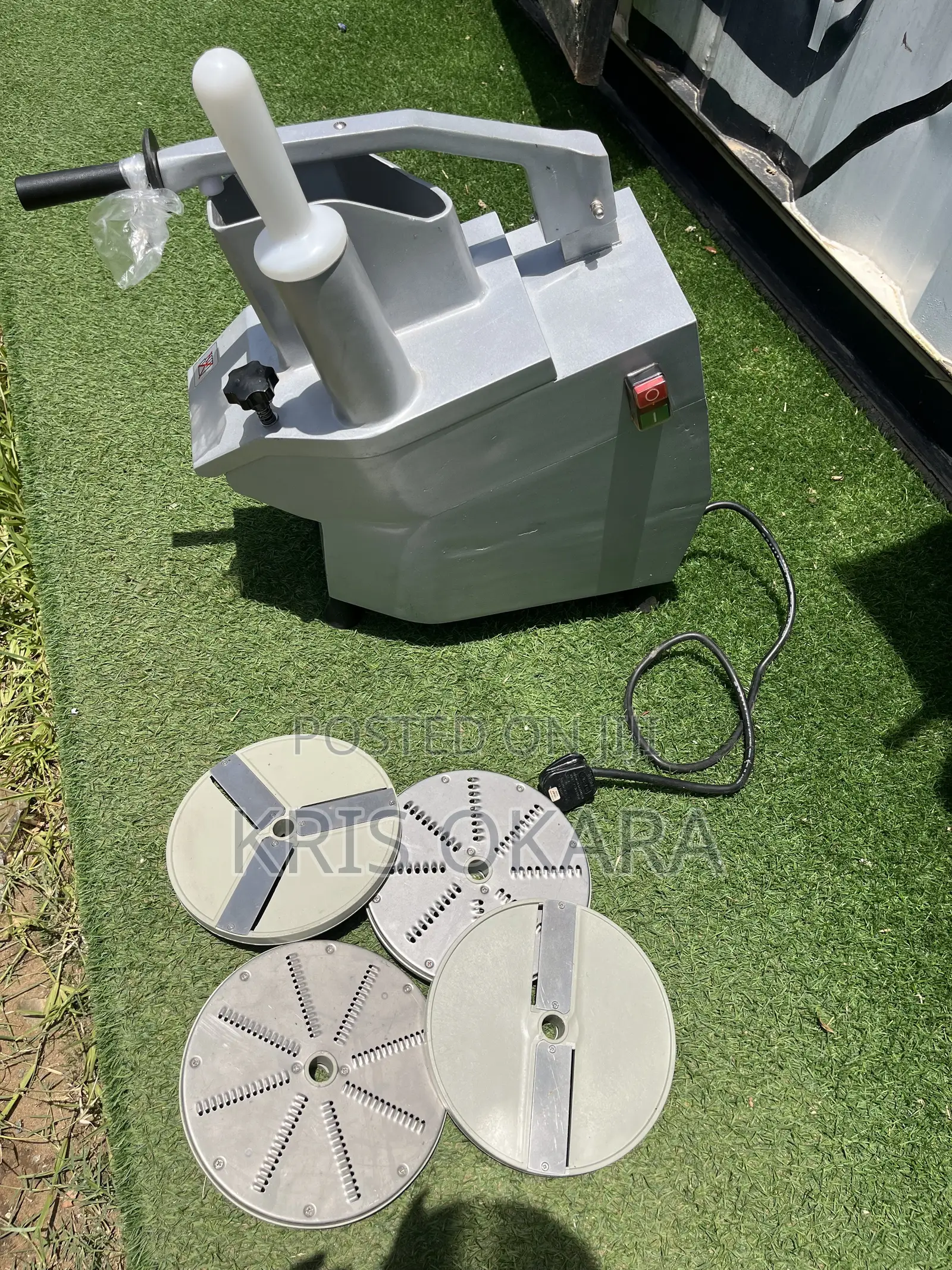 Vergitable Cutter ( Food Processor)