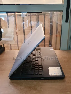 Laptop Dell Vostro 15 3000 16GB Intel Core i5 HDD 1T