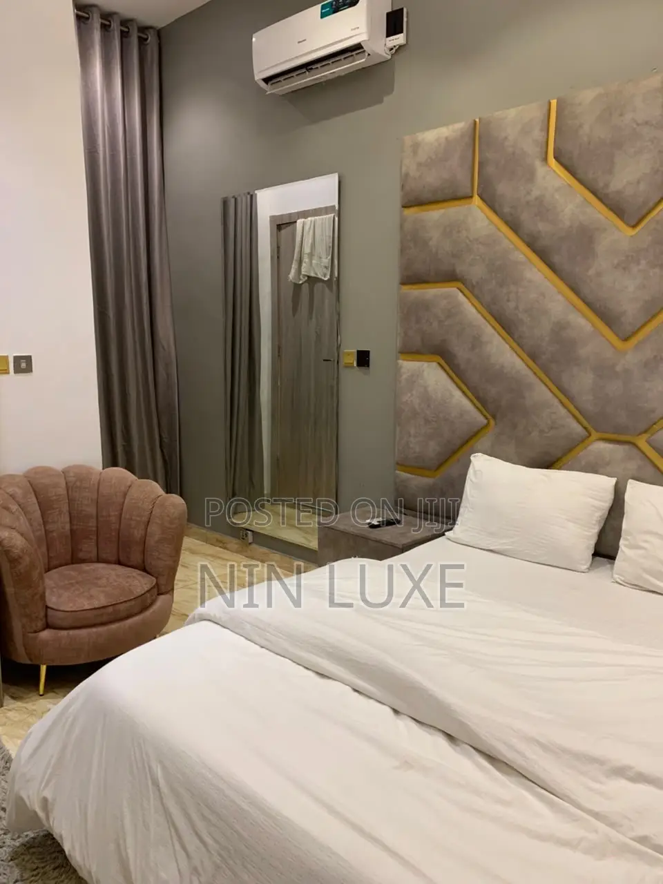 4bedroom Apartment