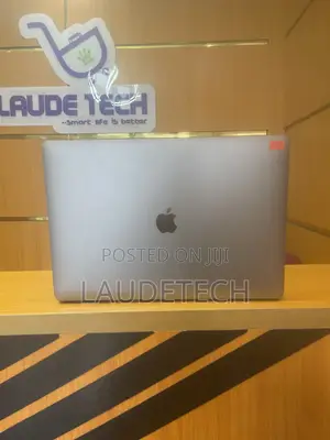 Laptop Apple MacBook Pro 2018 16GB Intel Core i9 SSD 1T