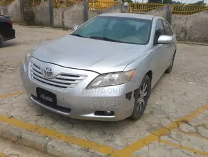 Toyota Camry 2009 Silver