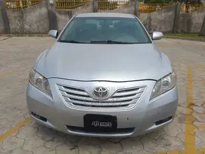 Toyota Camry 2009 Silver