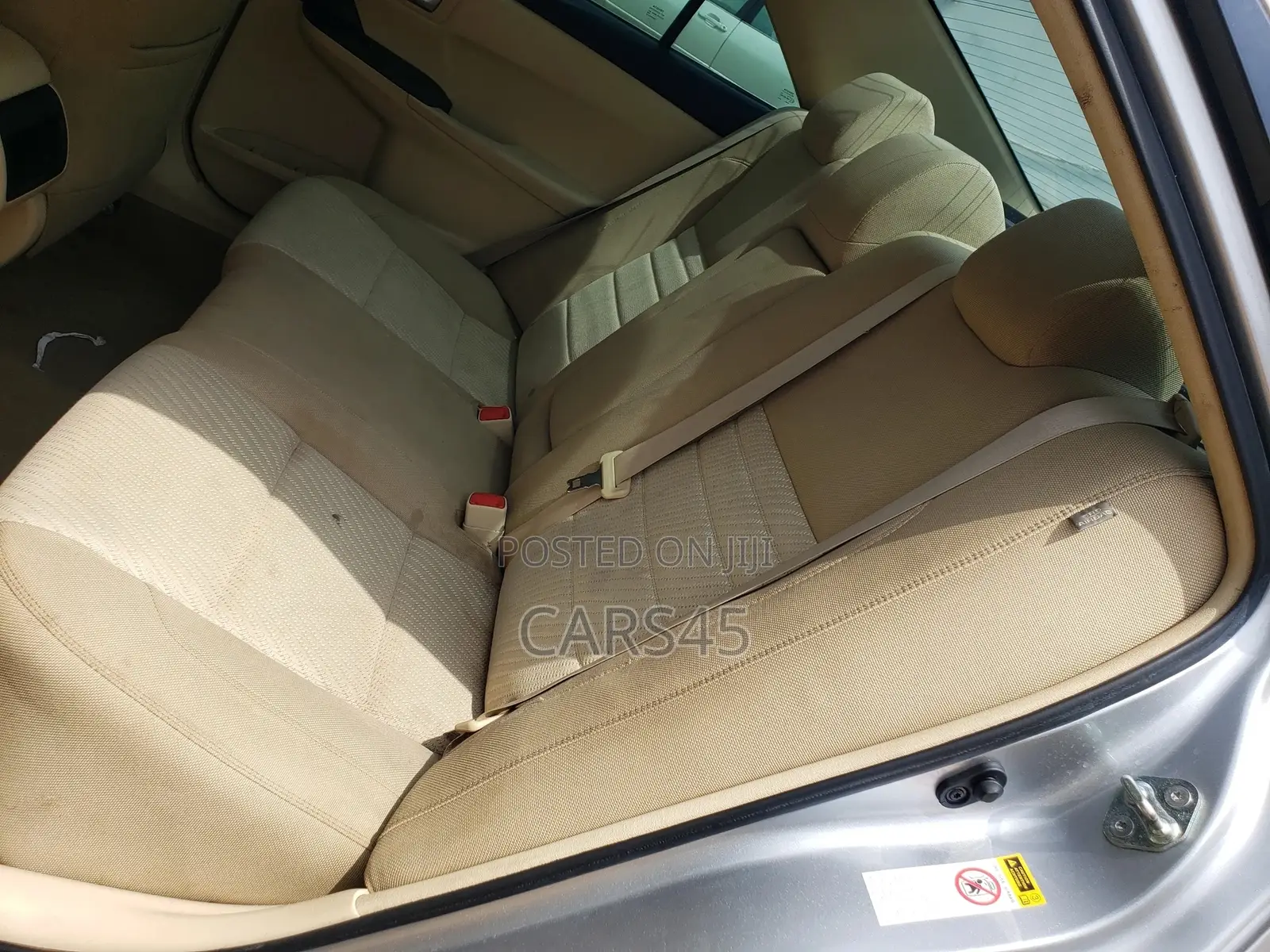 Toyota Camry 2017 Silver