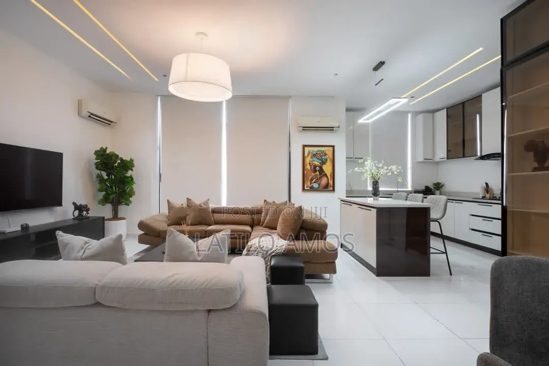 – Luxury 2-Bedroom Apartment