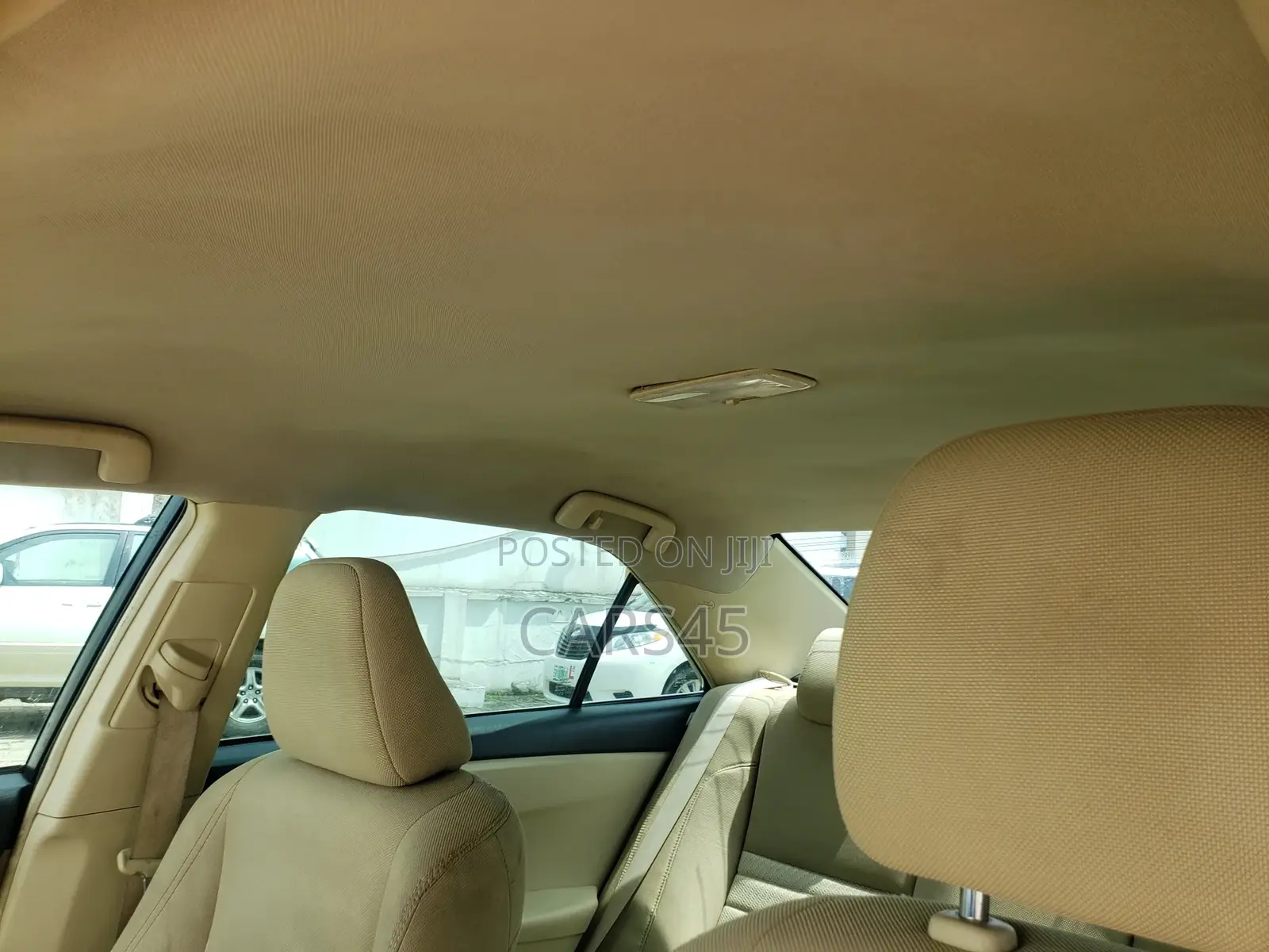Toyota Camry 2017 Silver