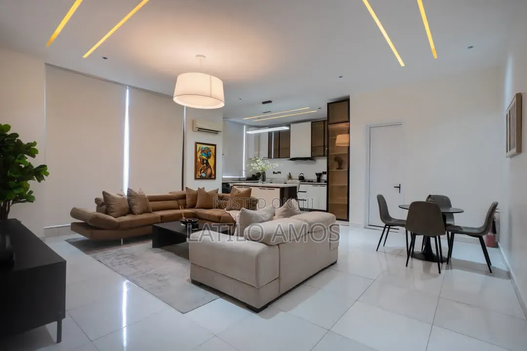 – Luxury 2-Bedroom Apartment