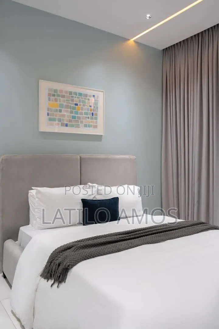 – Luxury 2-Bedroom Apartment