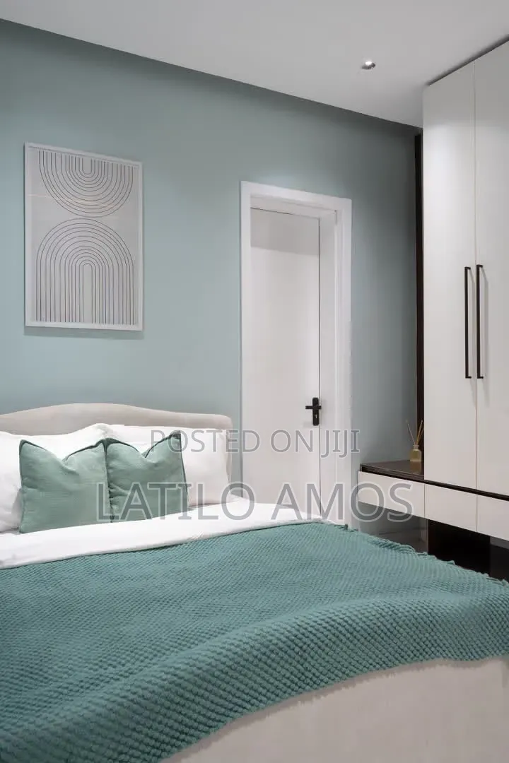 – Luxury 2-Bedroom Apartment