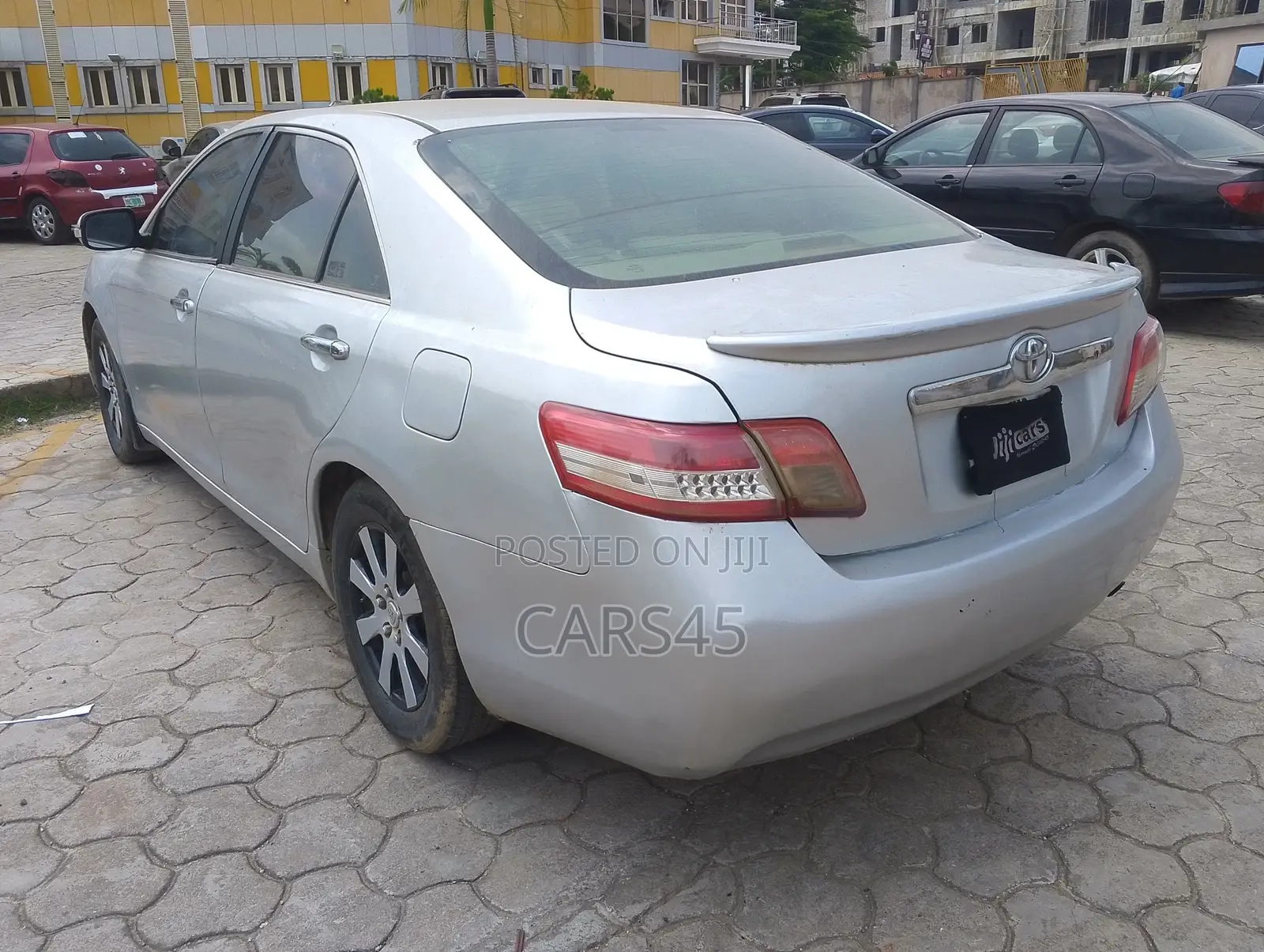 Toyota Camry 2009 Silver