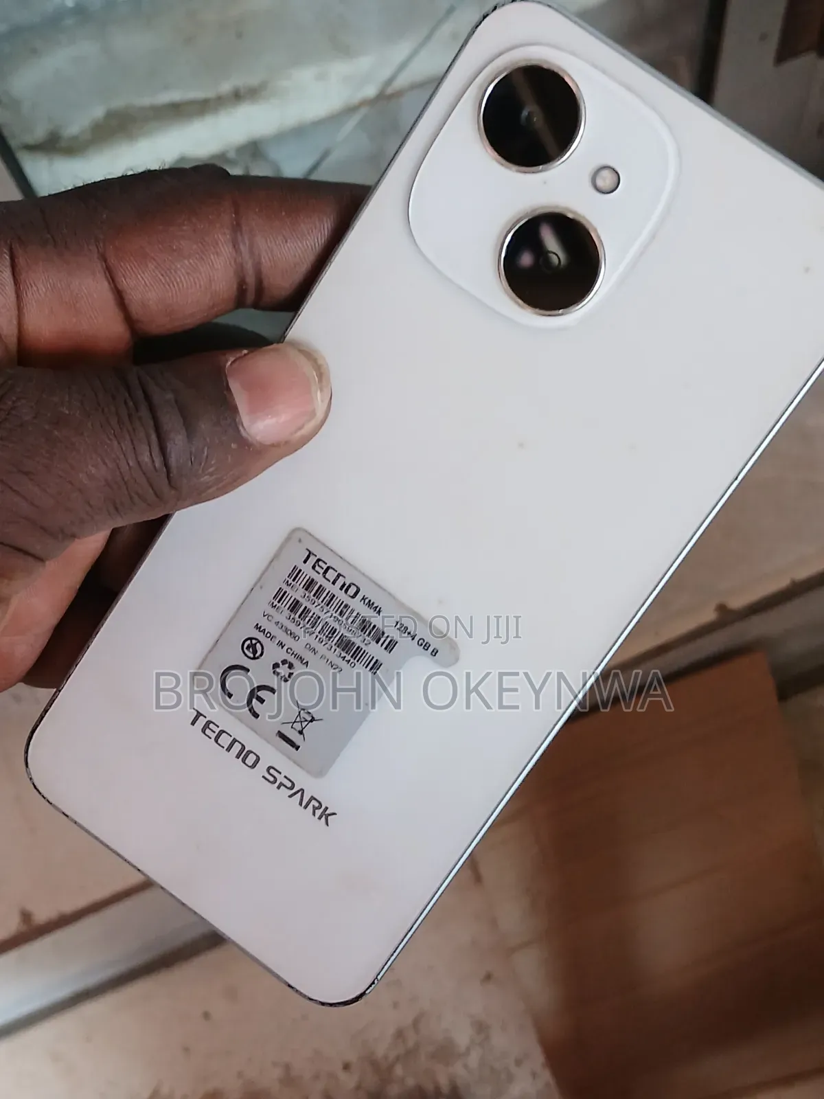 Tecno Spark 40C 128 GB White