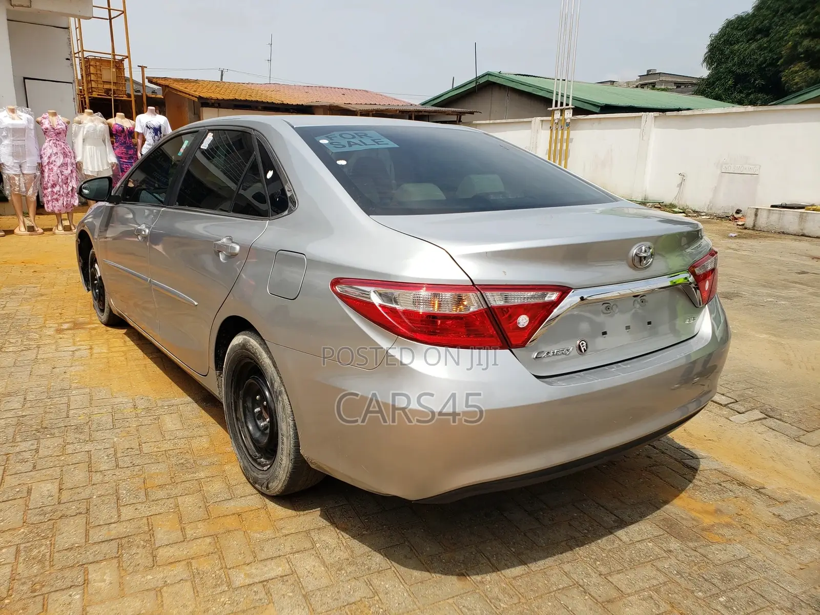 Toyota Camry 2017 Silver