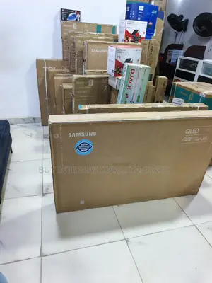Samsung 55 Inch QLED Smart Television for Movies and Sports