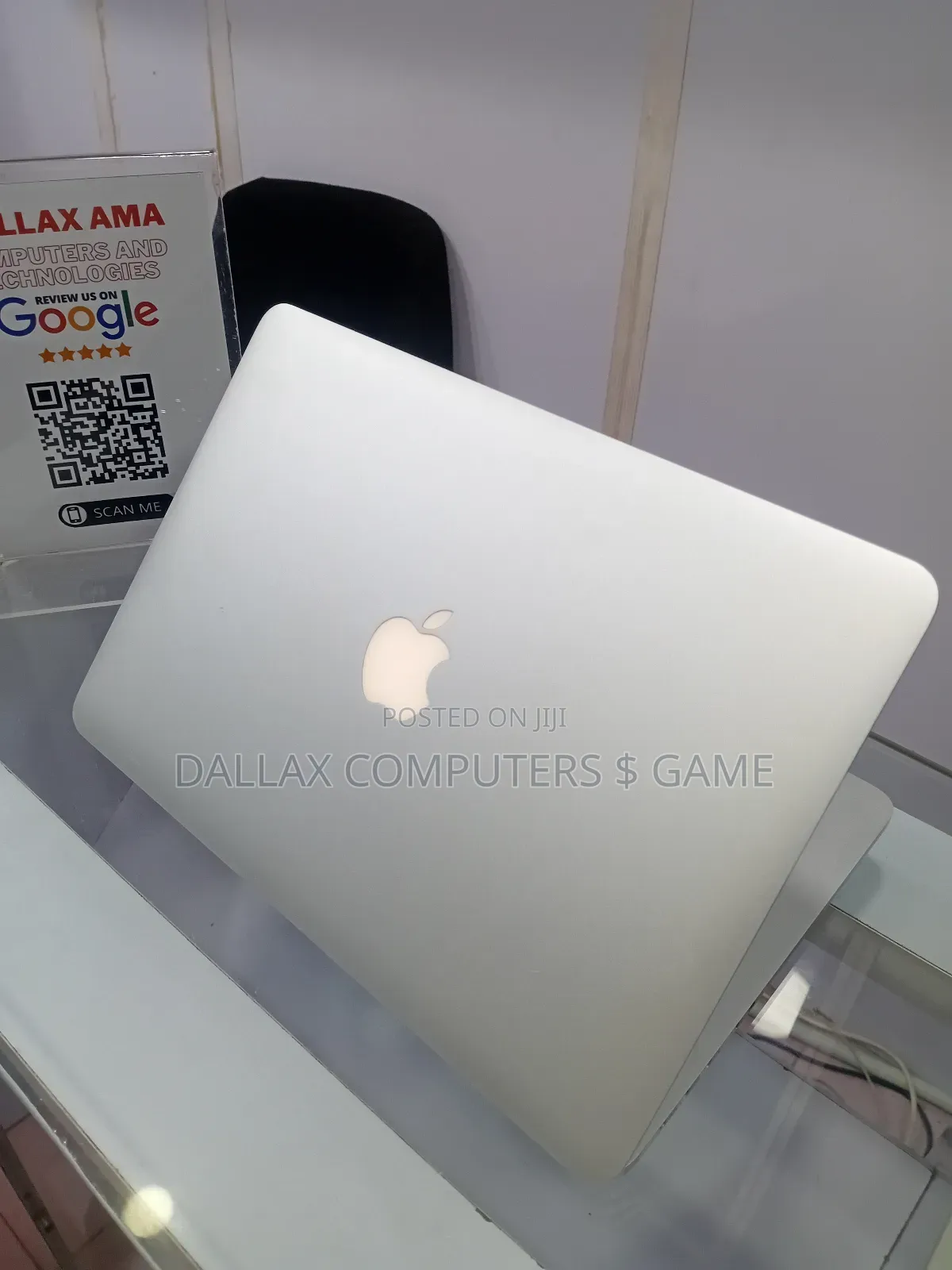 Laptop Apple MacBook Pro 2015 8GB Intel SSD 256GB