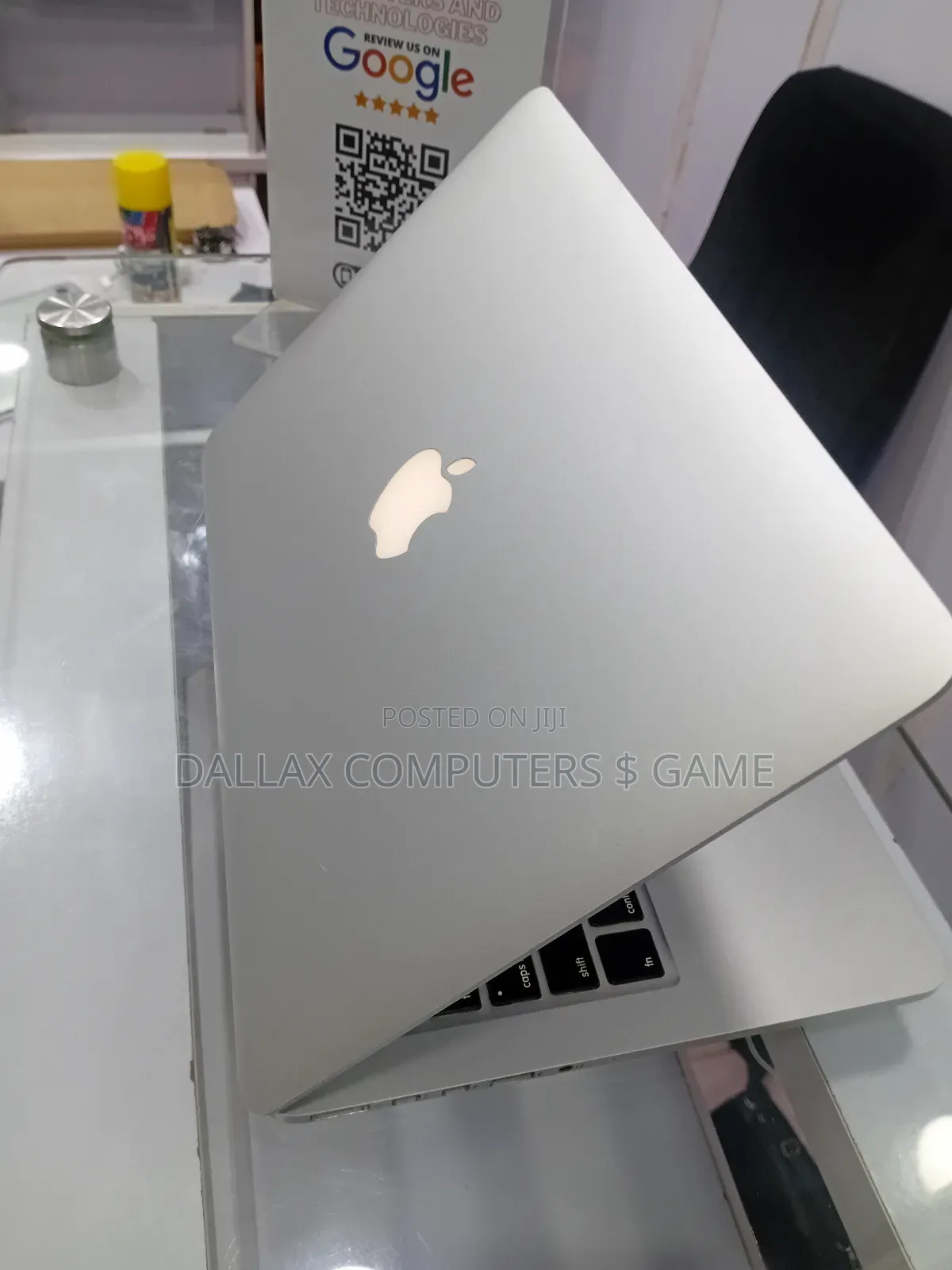 Laptop Apple MacBook Pro 2015 8GB Intel SSD 256GB