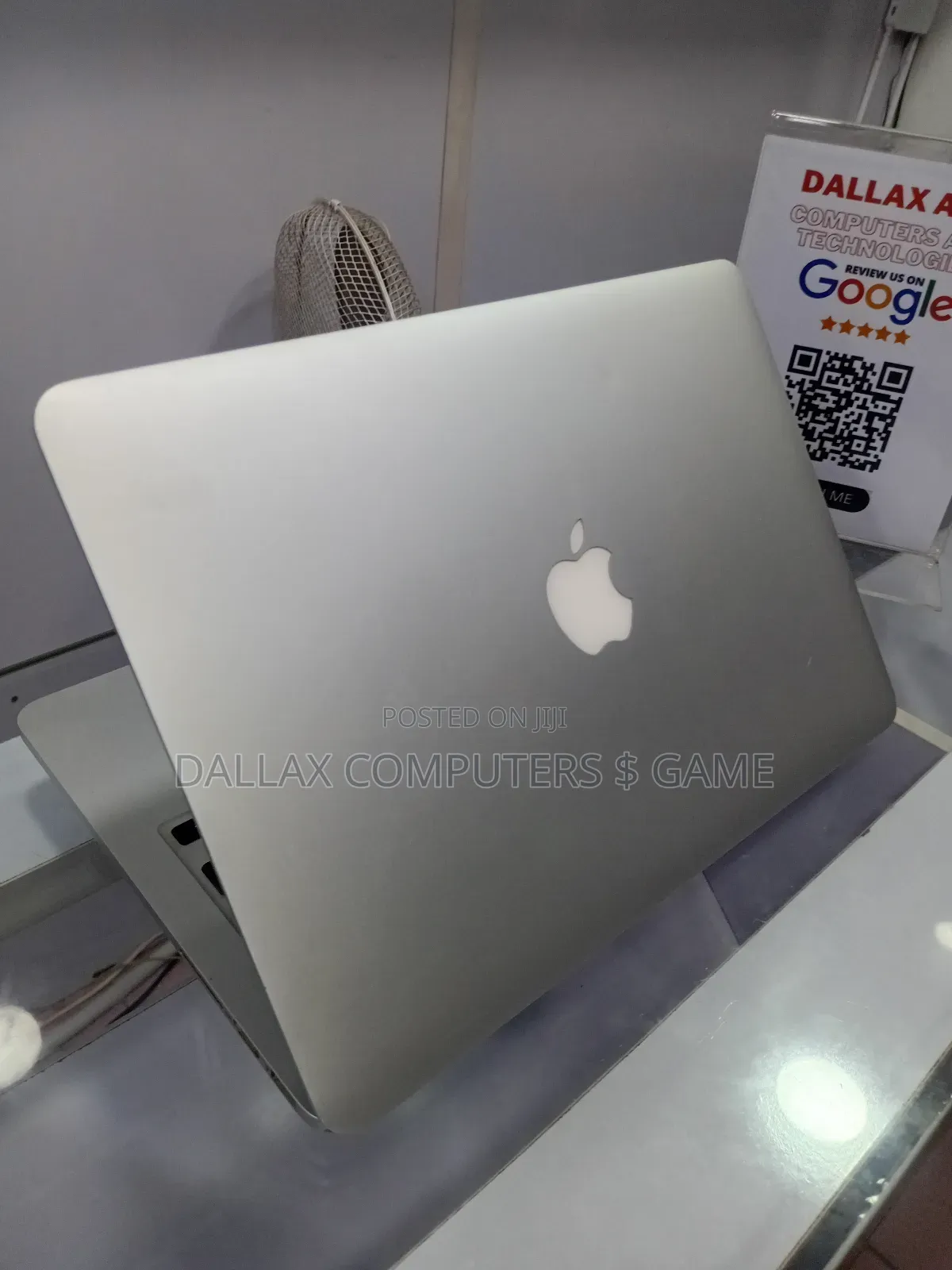 Laptop Apple MacBook Pro 2015 8GB Intel SSD 256GB