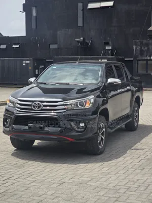 Toyota Hilux 2020 Black