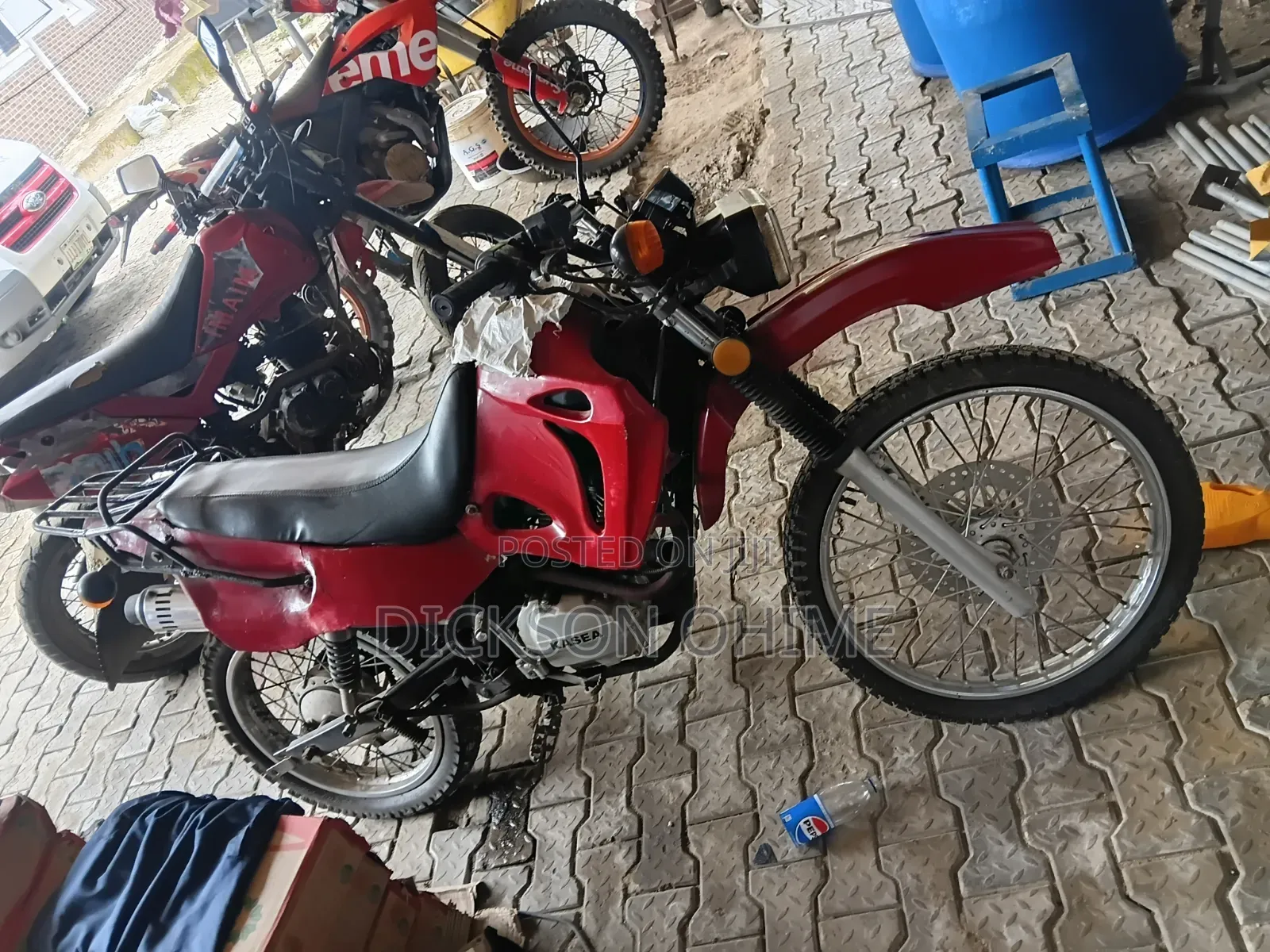 Yamaha 2006 Red