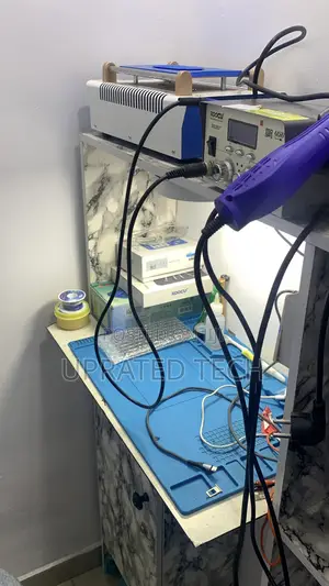 iPhone Screen Replacement in Computer Village Ikeja