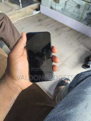 Apple iPhone XR 64 GB Black