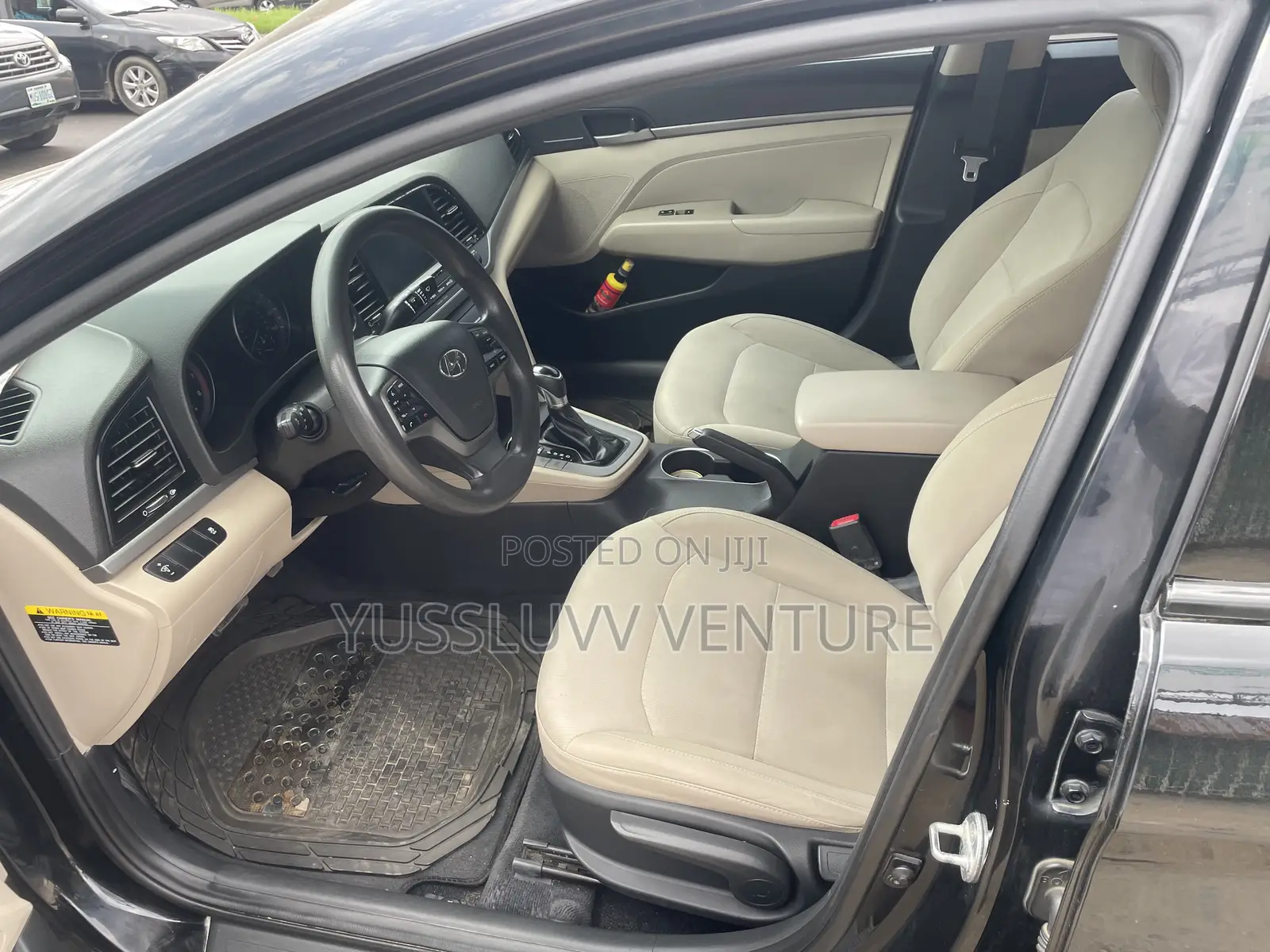 Hyundai Elantra 2017 Black