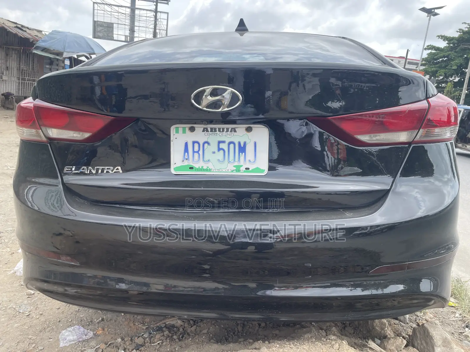 Hyundai Elantra 2017 Black