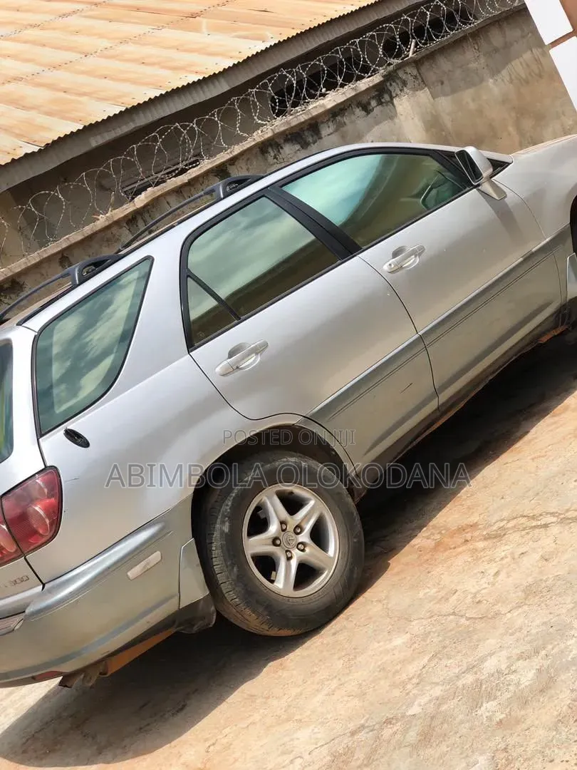Lexus RX 2000