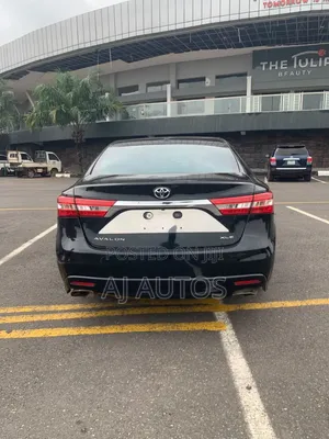 Toyota Avalon XLE 4dr Sedan (3.5L 6cyl 6A) 2014 Black