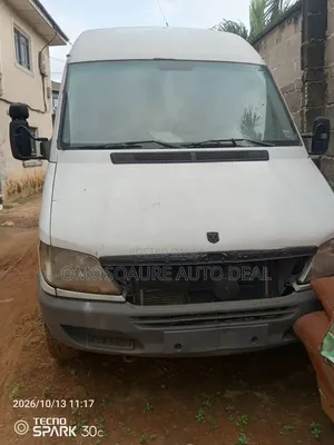 Mercedes-Benz Sprinter 2005 White