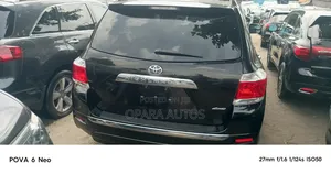 Toyota Highlander 3.5L 4WD 2013 Black