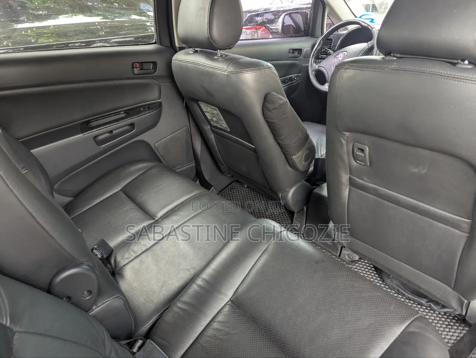 Toyota Wish 2012 Silver