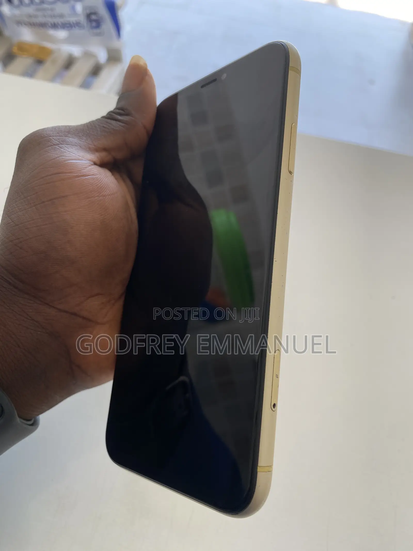 Apple iPhone XR 64 GB Yellow