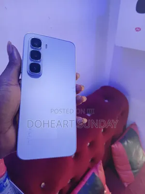Infinix Hot 60i 128 GB Silver