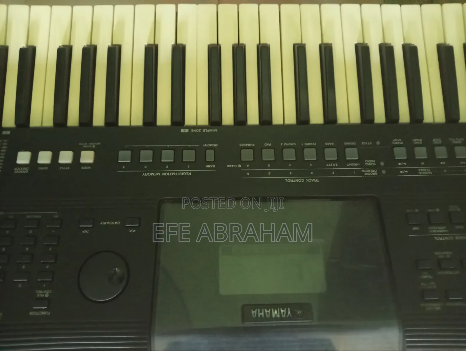 PSR E463 Keyboard