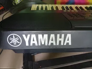 PSR E463 Keyboard