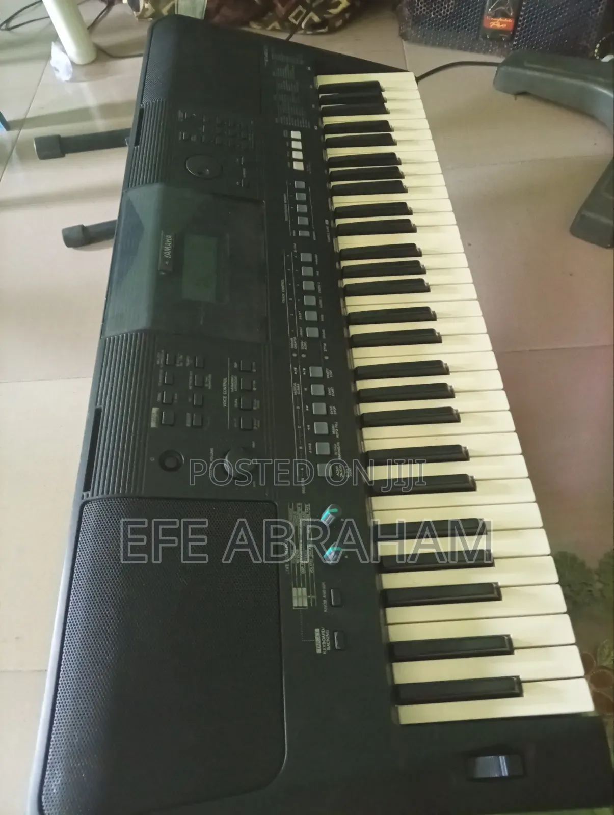 PSR E463 Keyboard