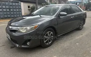 Toyota Camry LE 4dr Sedan (2.5L 4cyl 6A) 2013 Gray